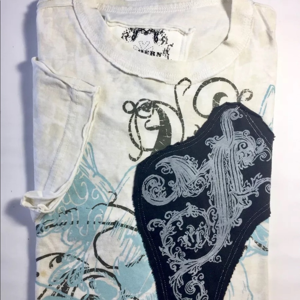 2/$20 Modern Culture Men’s T-Shirt Offwhite Graphic Print Short Sleeve M